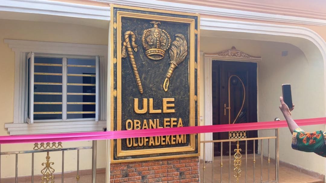 a983c81b-5828-4d7d-b8b1-f739f1870f73