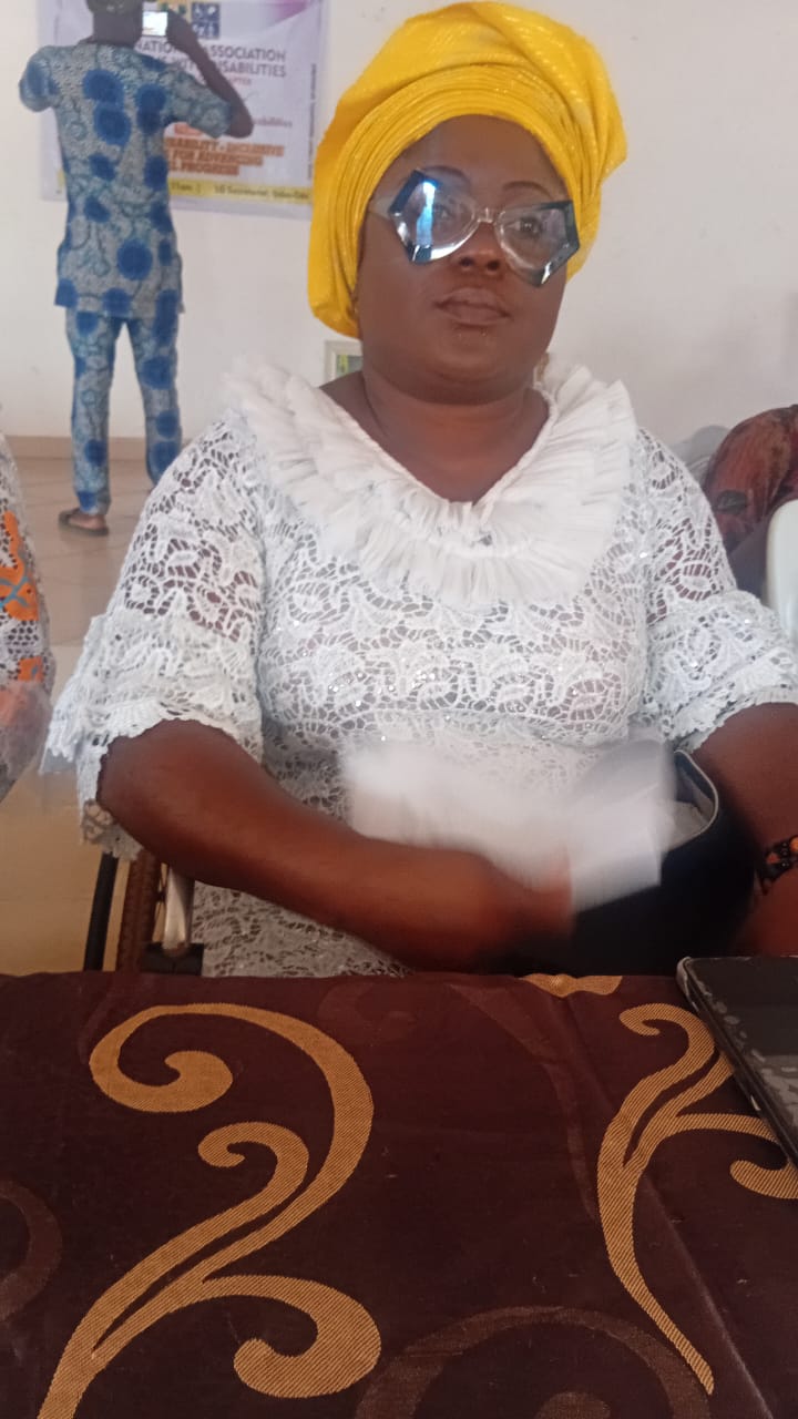 d7b0c9fb-6c9d-4c78-b432-46e8a0be4ebe